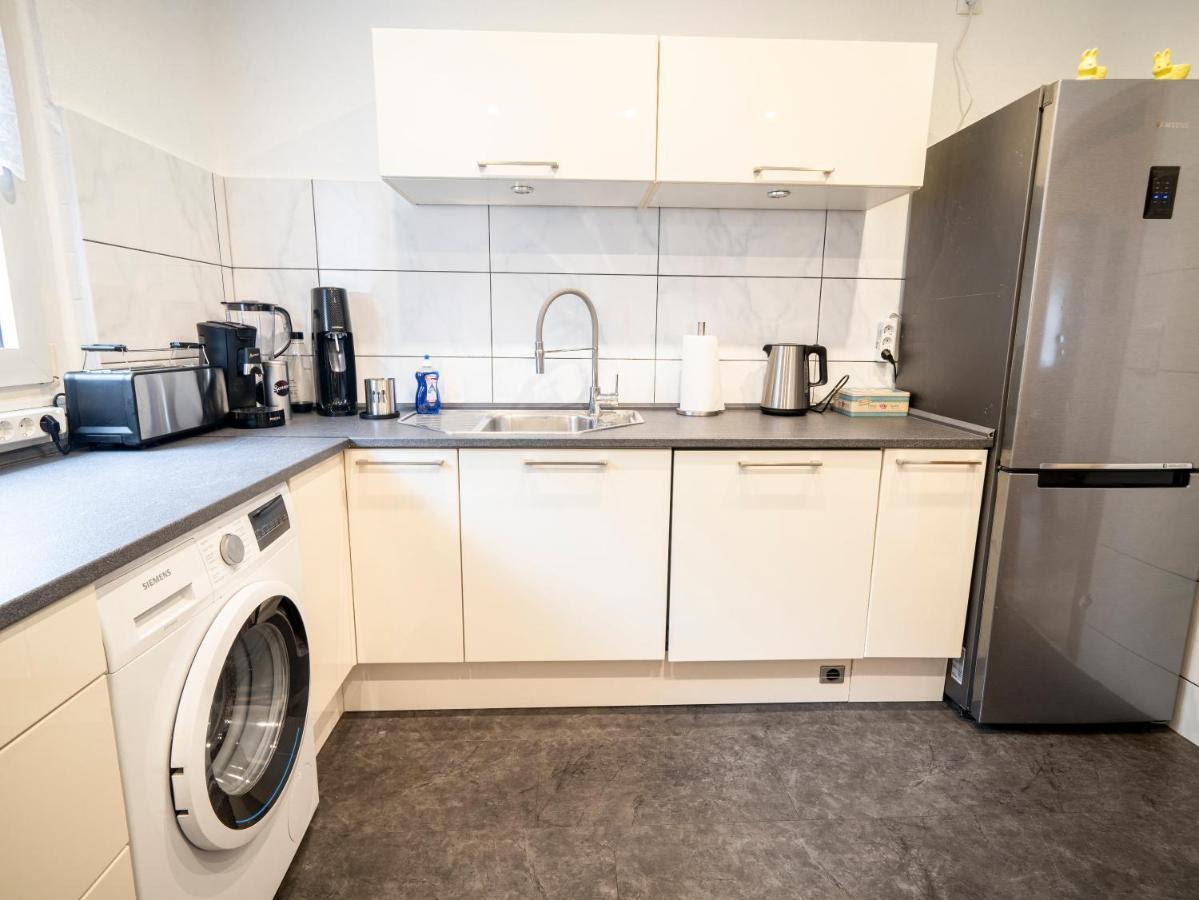 Truth Fuer 5 - King Size Betten, Kamin, Garten, Xxl Couch, Smart-Tv Dortmund Eksteriør bilde