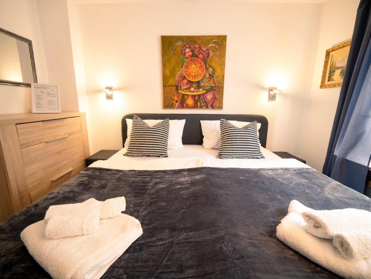 Truth Fuer 5 - King Size Betten, Kamin, Garten, Xxl Couch, Smart-Tv Dortmund Eksteriør bilde