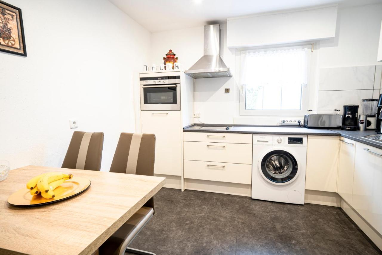 Truth Fuer 5 - King Size Betten, Kamin, Garten, Xxl Couch, Smart-Tv Dortmund Eksteriør bilde